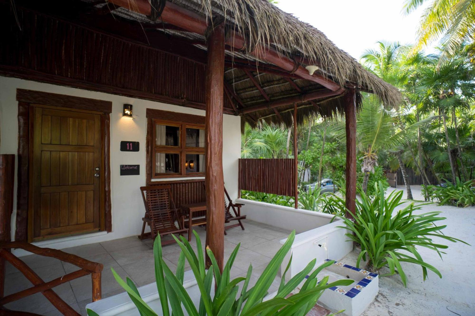 Bt Live Tulum Located At The Party Zone Hotel Екстериор снимка