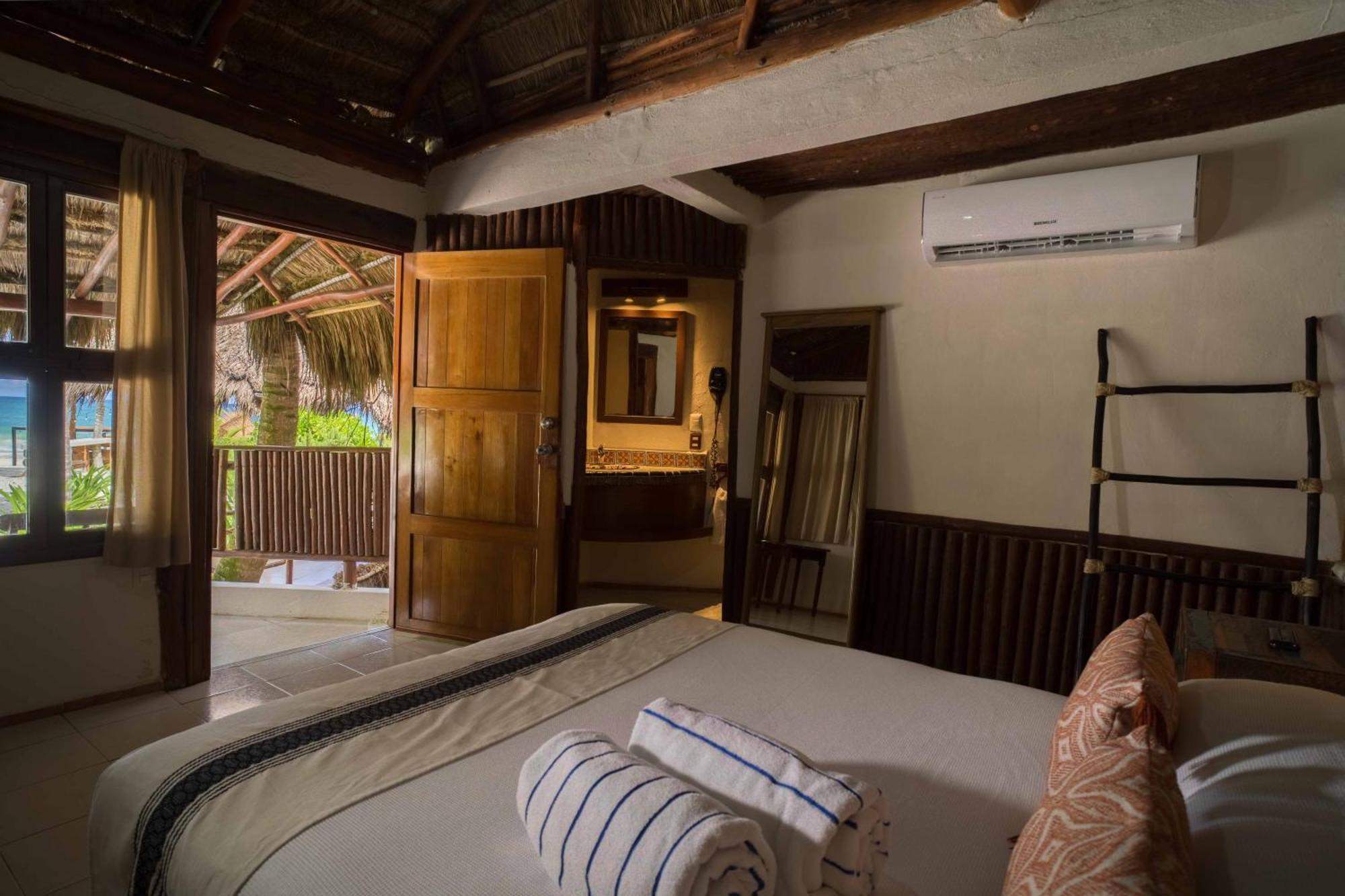 Bt Live Tulum Located At The Party Zone Hotel Екстериор снимка