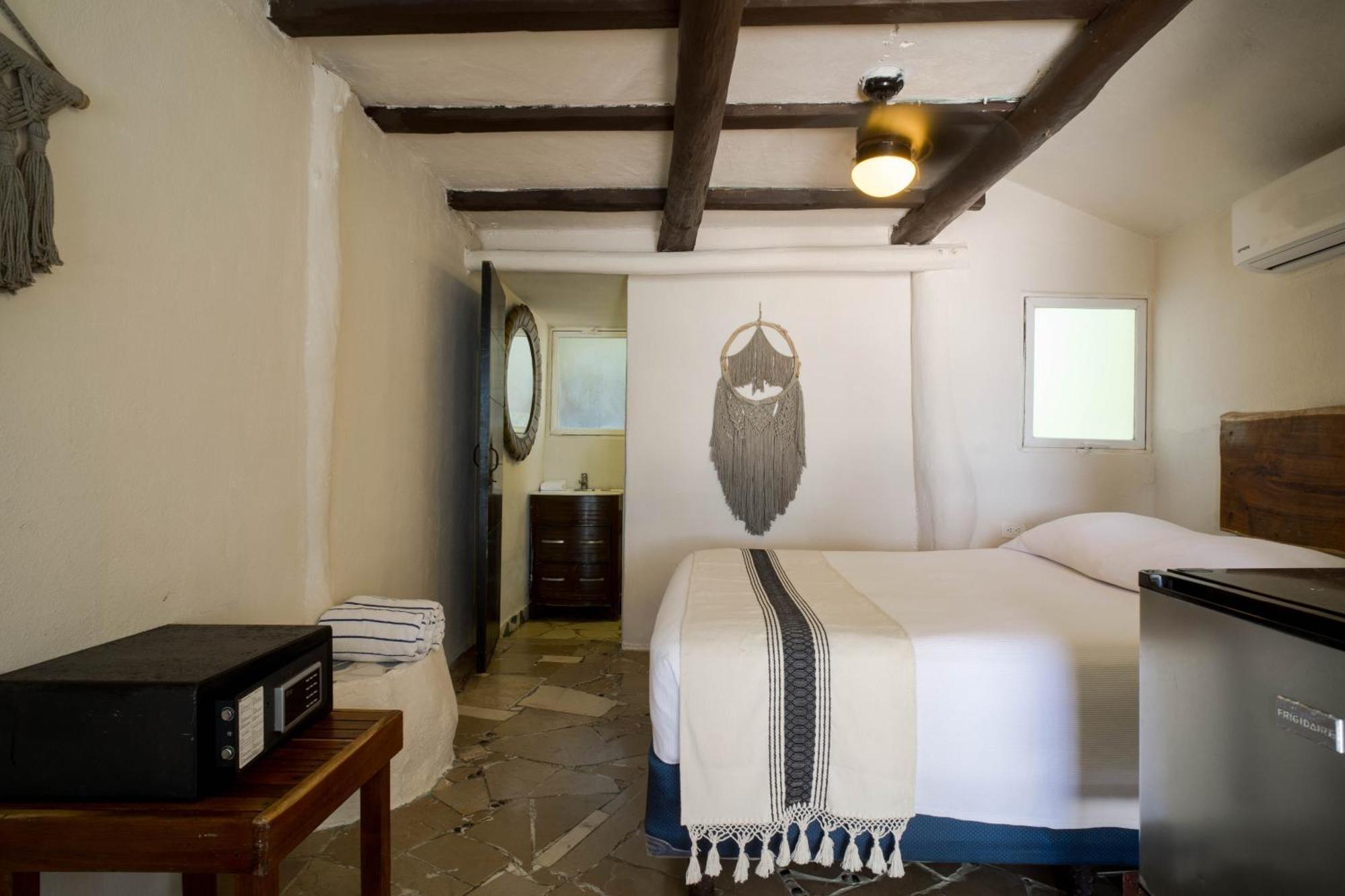 Bt Live Tulum Located At The Party Zone Hotel Екстериор снимка